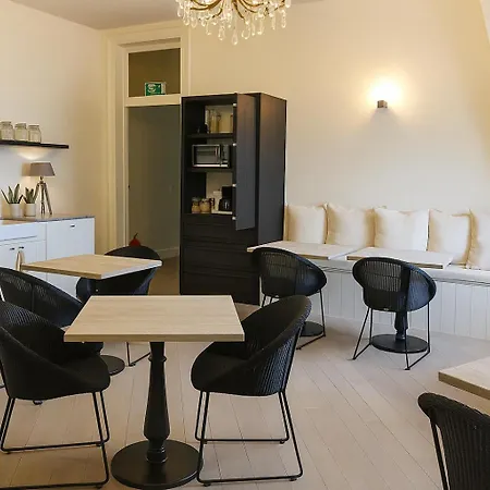 Chateau Lapin Familiekamer 1 Bed & Breakfast *